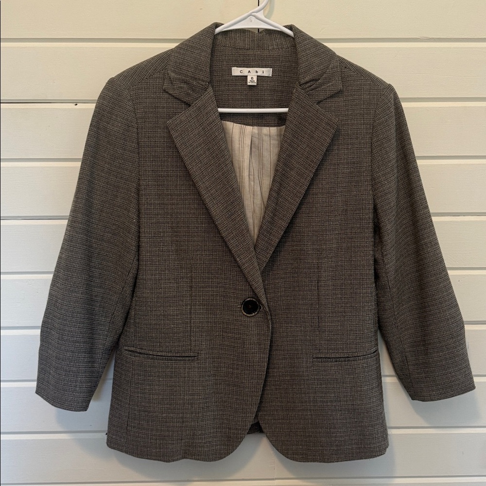 Cabi Chic Gray Blazer with Notched Lapel